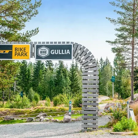 Apartment Stunning In W/ Sauna, Internet And 2 Bedrooms *